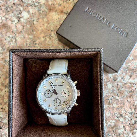 Michael Kors Women's MK5049 White Leather Chronograph Crystal Watch - Picture 1 of 5